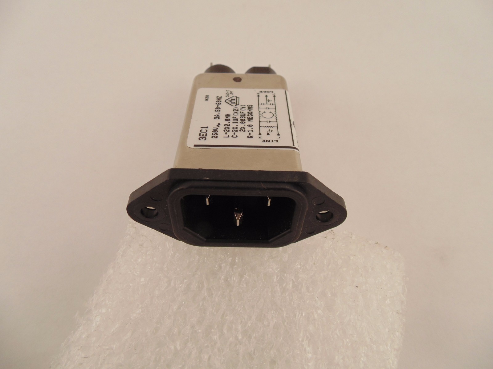 Corcom TE 3EC1 F7282 RFI EMI Filter IEC Power Entry Module 3A 250V NEW! 18-2