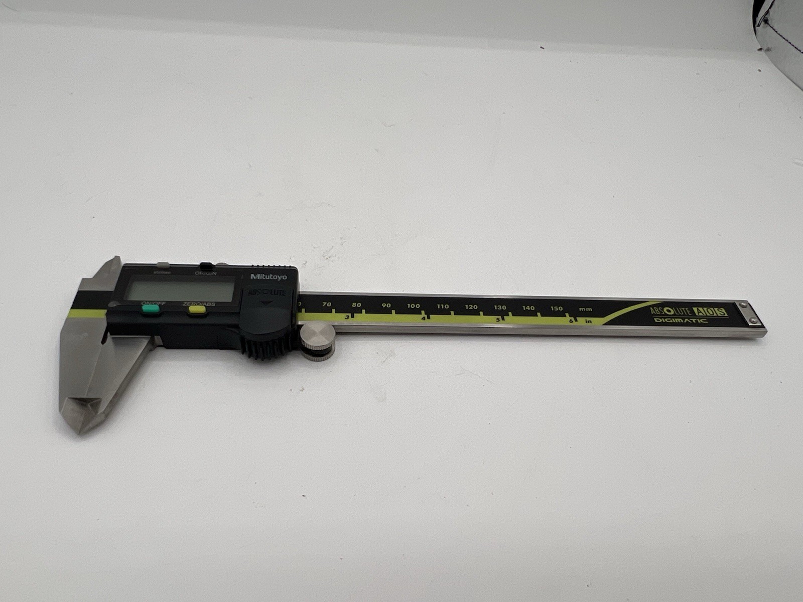 Mitutoyo Digital Caliper 500-196-30 0-6″ ABSOLUTE Digimatic IP67 0.0005in/0.01mm