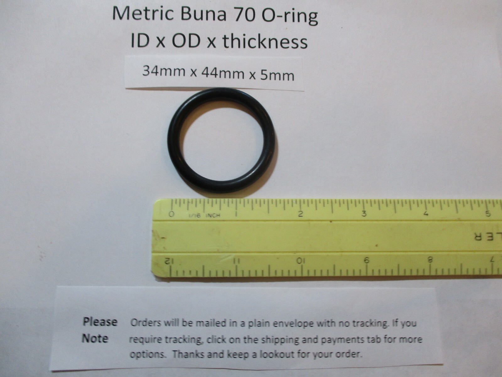 34mm ID x 44mm OD x 5mm thick O-ring. Buna-70. Quan 1.