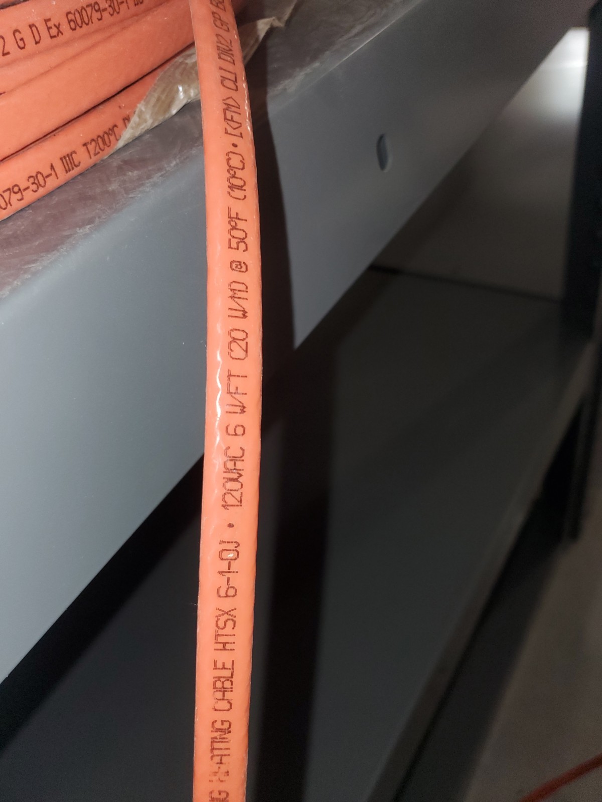 Thermon Parallel Self-regulating Heating Cable HTSX 6-1-OJ 25ft