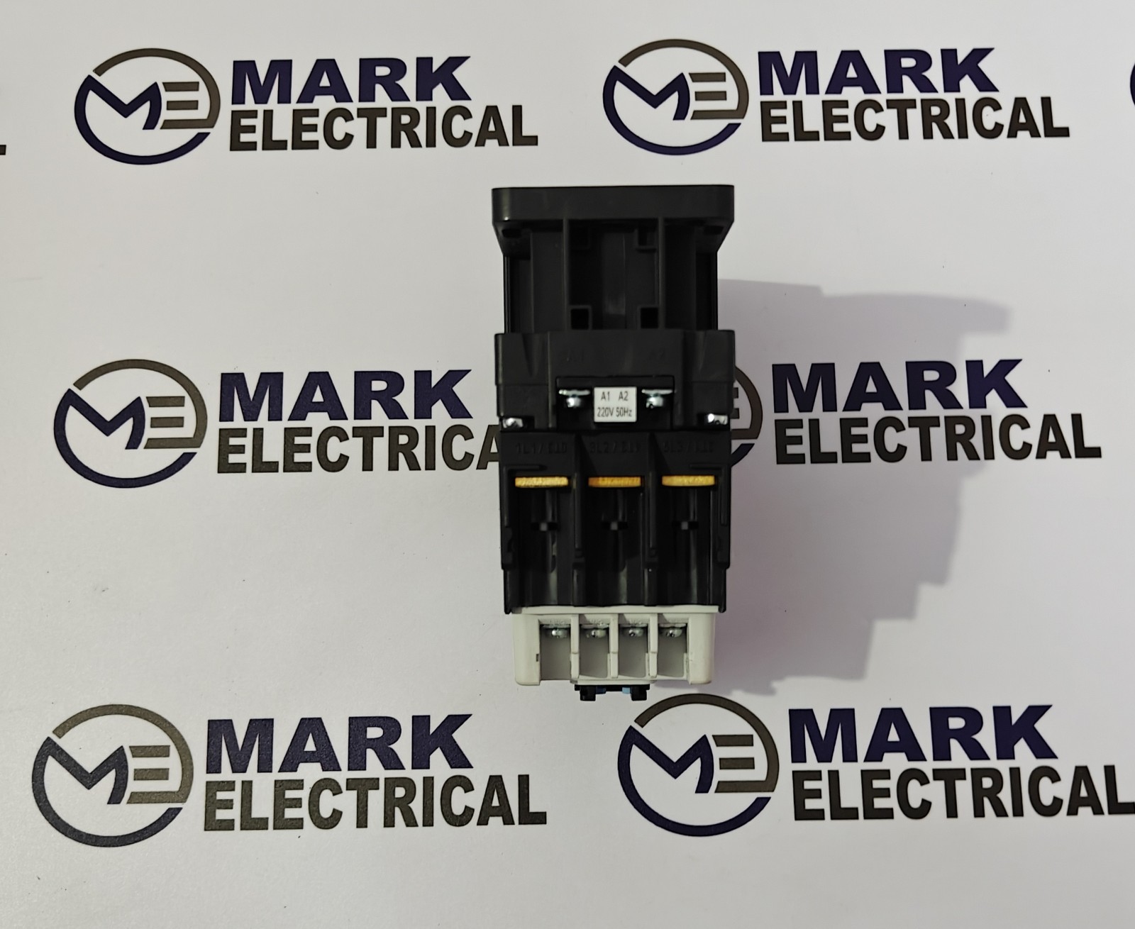 HYUNDAI ELECTRIC HGC65 MAGNETIC CONTACTOR 65A VOLTAGE 220VAC FAST SHIPPING