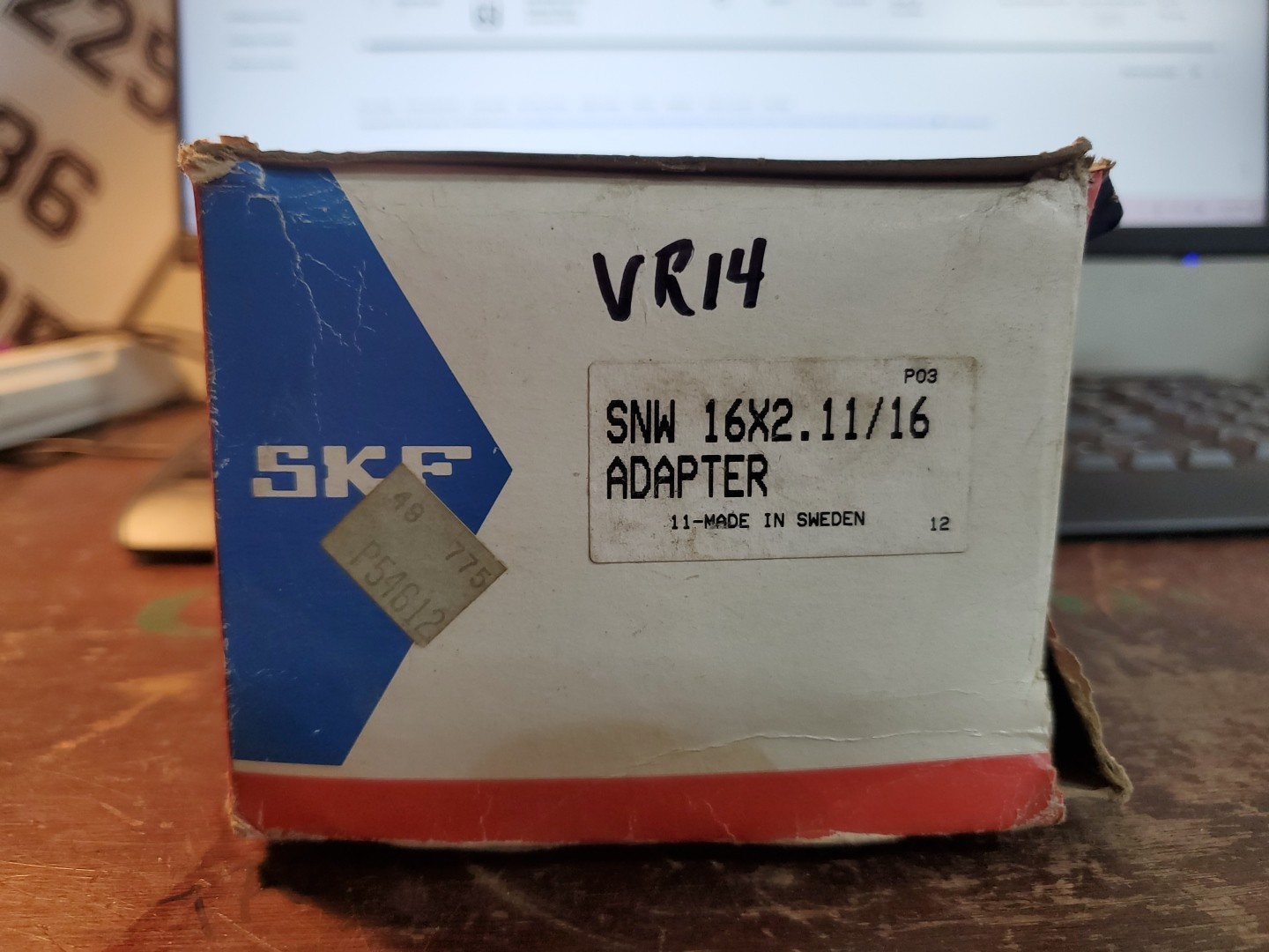 SKF SNW 16×2.11/16 Adapter Sleeve Assembly (VR14)