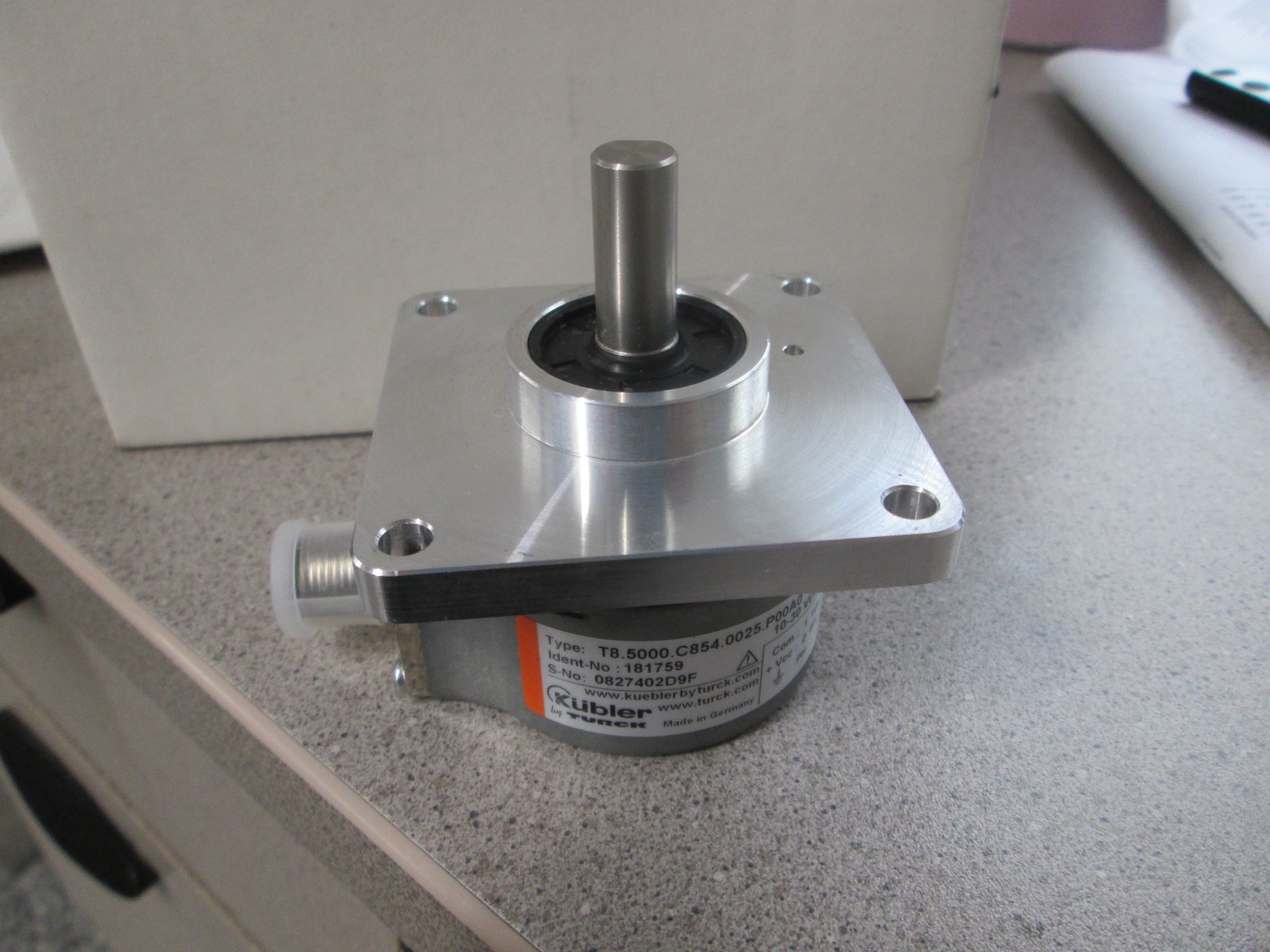 TURCK KUBLER K181759 T8.5000.C854.0025.P00A0 ENCODER **NEW**