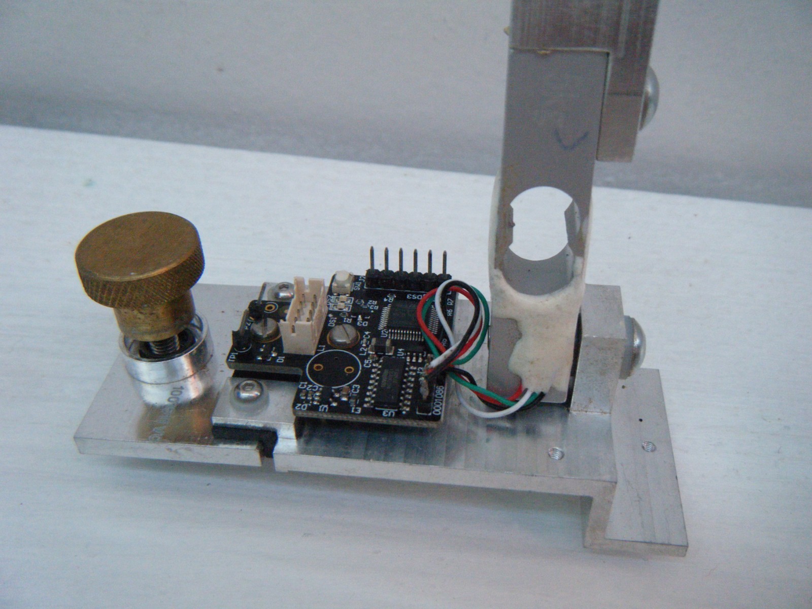 2 Long rods, Mini PC boards wired to 20kg Load Cell Weight Sensors. Unknown use