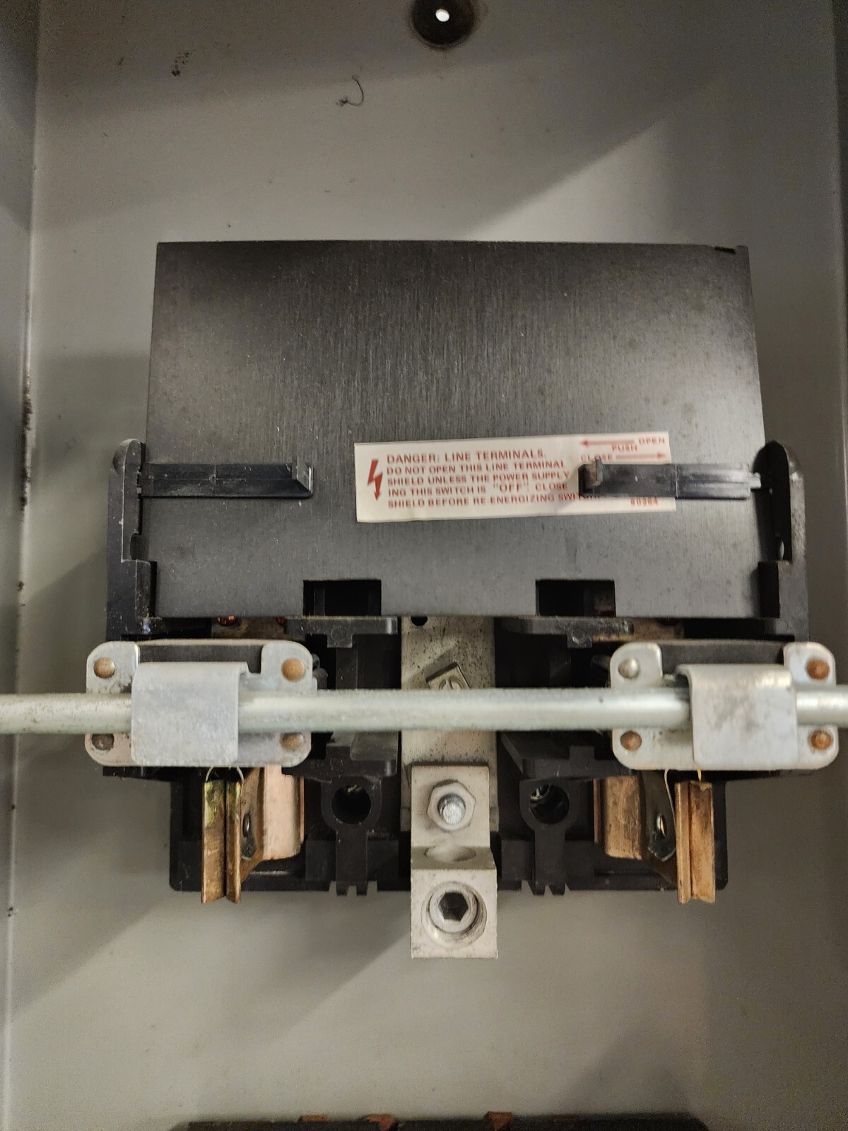 GOULD NR324 VACU-BREAK SWITCH WITH CLAMPMATIC CONTACTS 200 AMPS 1 PHASE 240 VAC