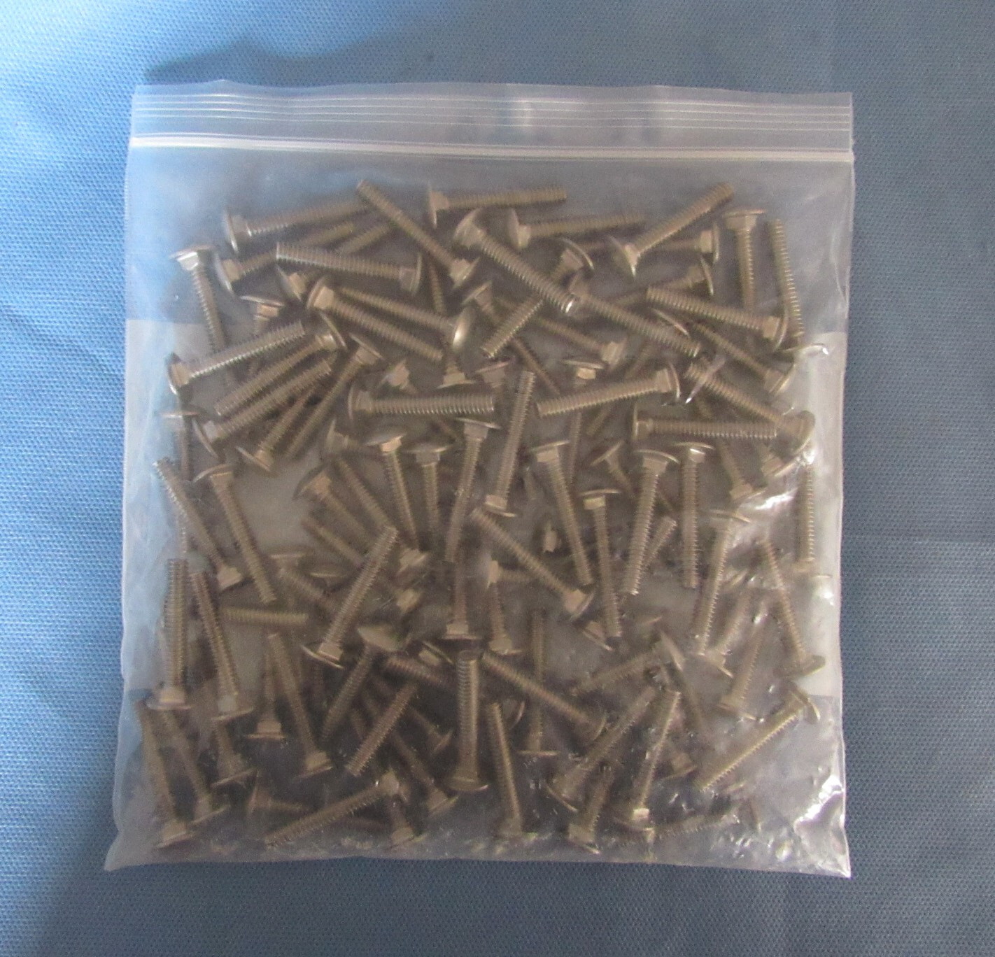 (100) 1/4-20×1-1/2 Carriage Bolts 304 Stainless Round Head Square Neck