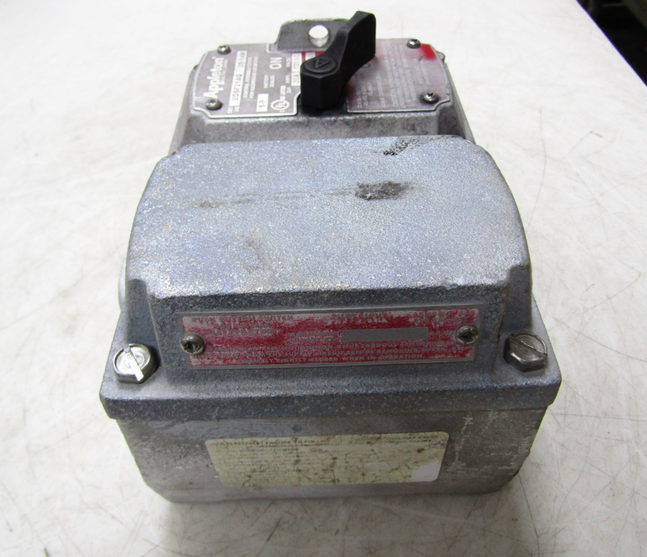 🙌APPLETON 20 AMP EXPLOSION PROOF SNAP SWITCH 120/277 VAC EDSF21AQ EDSC372SA