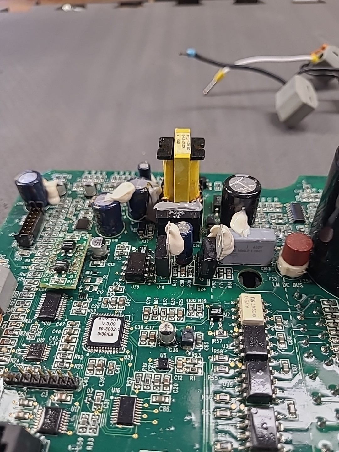 HOBART, 00-915179 3913 CONTROL PCB ASSY (Not Working-read description)