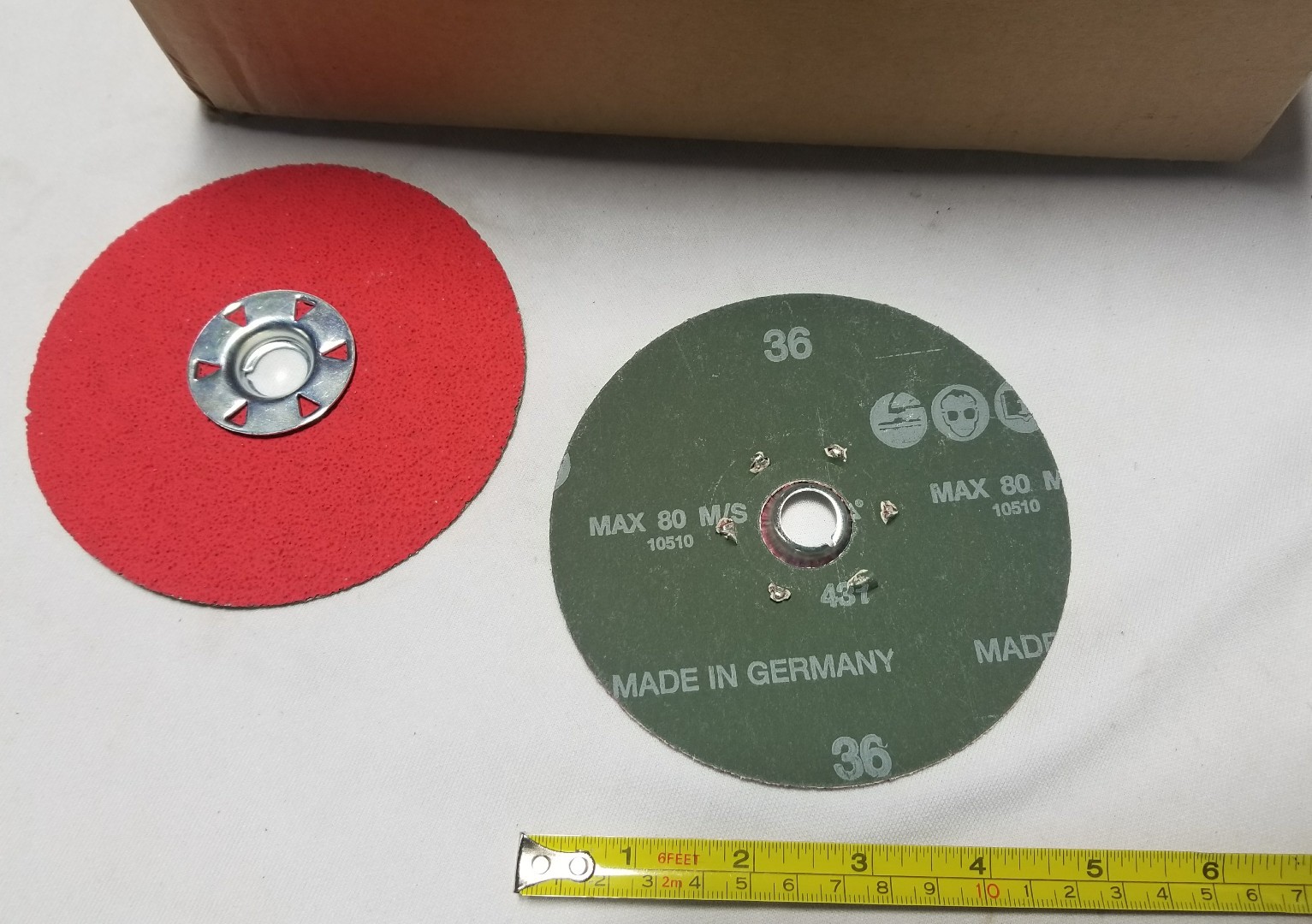 Box of 100pcs Partsmaster, P12050A1 Disc, Red 5, 36 Grit, SKBAWA-B005