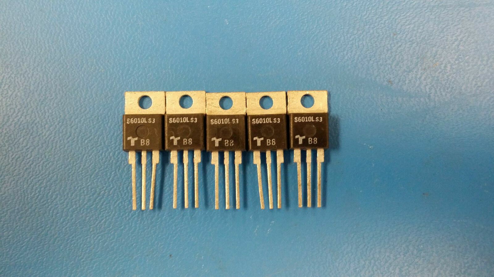 (5PCS) S6010LS3 SenSCR 600V10A 500µA TO220