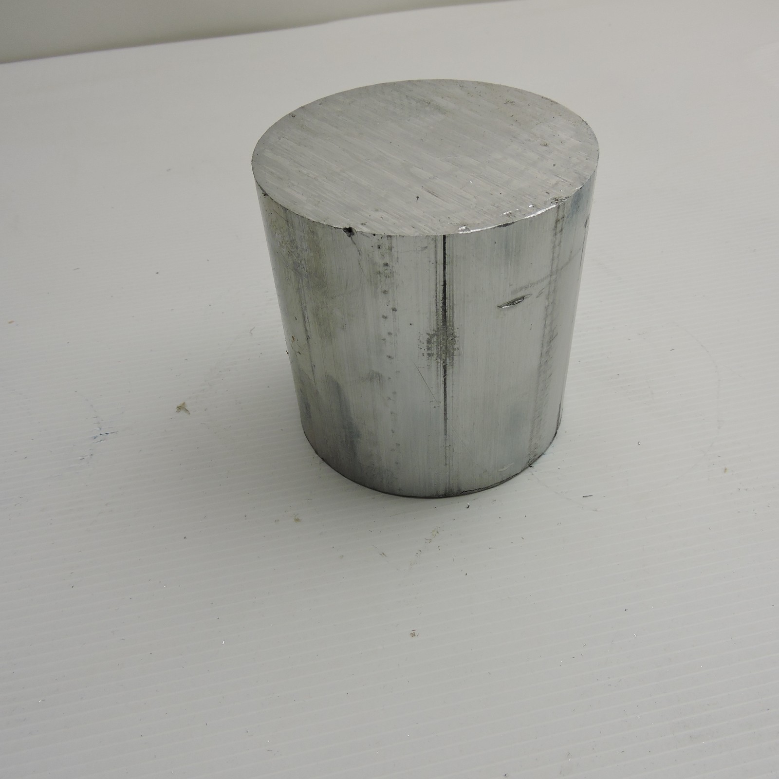 4.5 Diameter Aluminum Round Bar 6061 T6511 Length 2.375 inches QTY 1 SKU9067