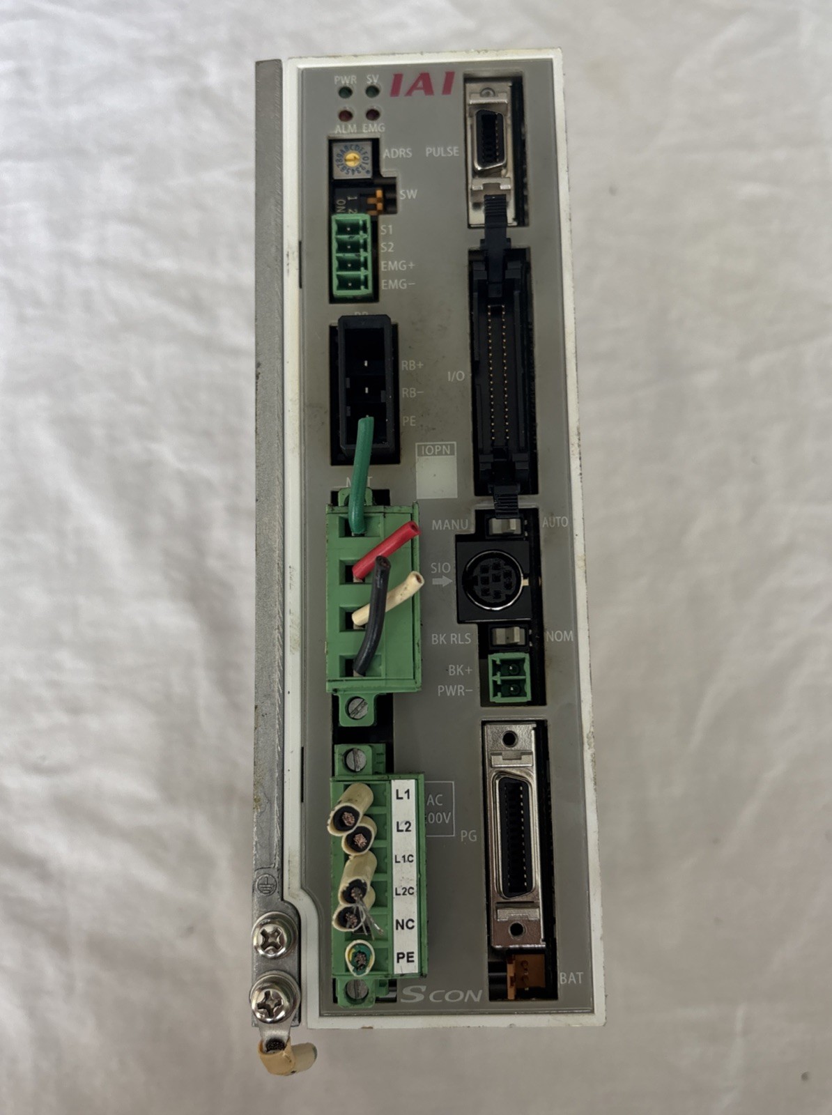 IAI SCON-CA-100A-NP-3-2 SERVO DRIVE – Warranty & Free Shipping