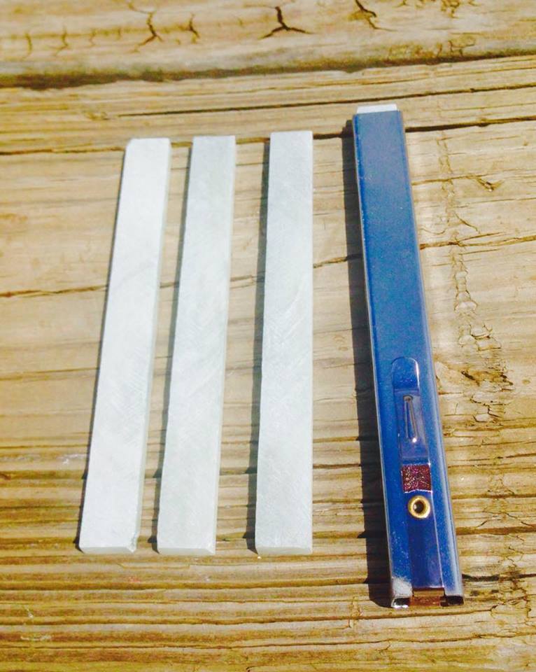 FLAT SOAPSTONE HOLDER WITH 4 (Four) REFILLS (US Supplier)