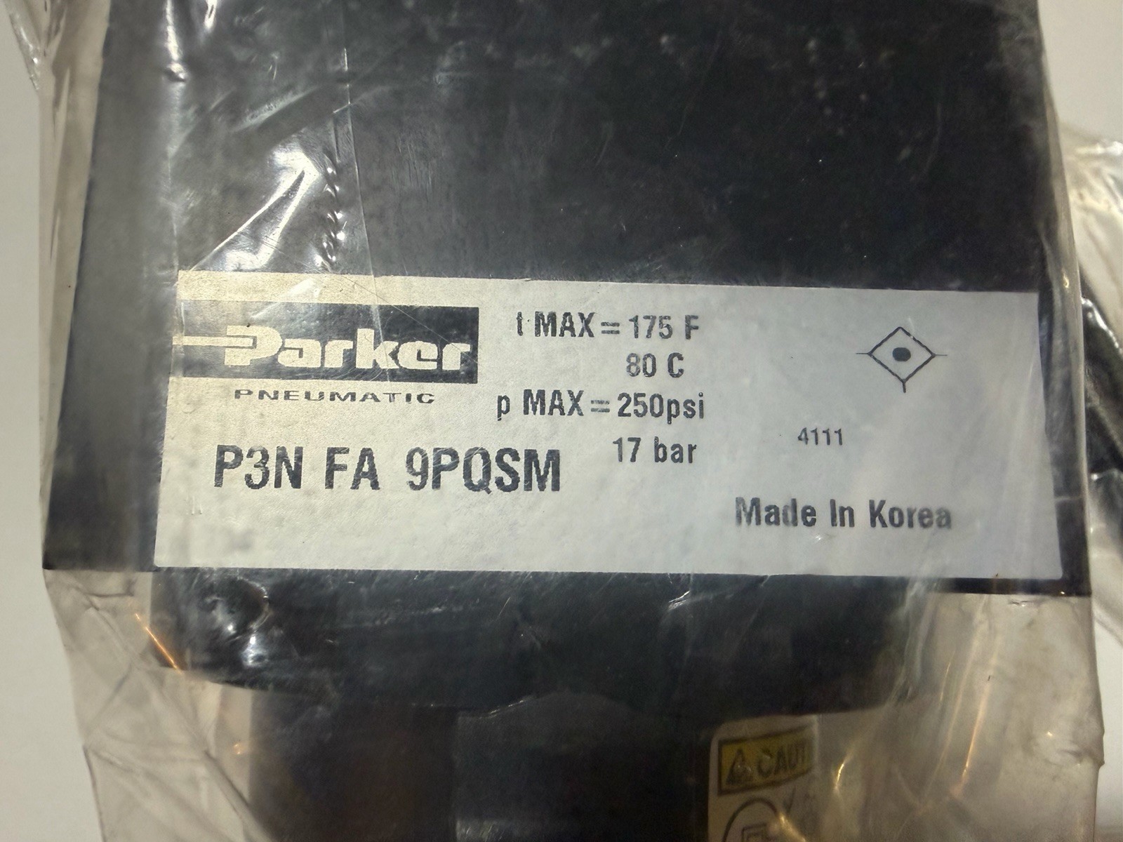 Parker P3NFA9PQSM Coalescing Air Filter 1-1/2” NPT Metal Bowl 1 Micron New