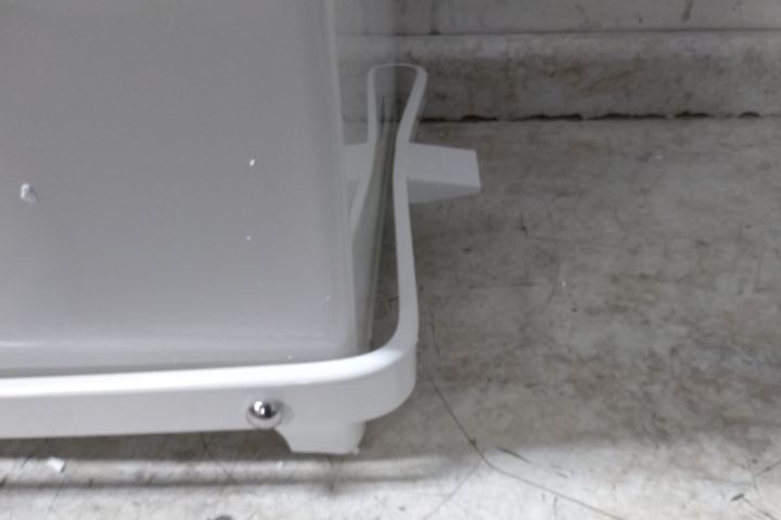 Rubbermaid Commercial Products FGST40EPLWH 25 Gal Container Cap White Step Can