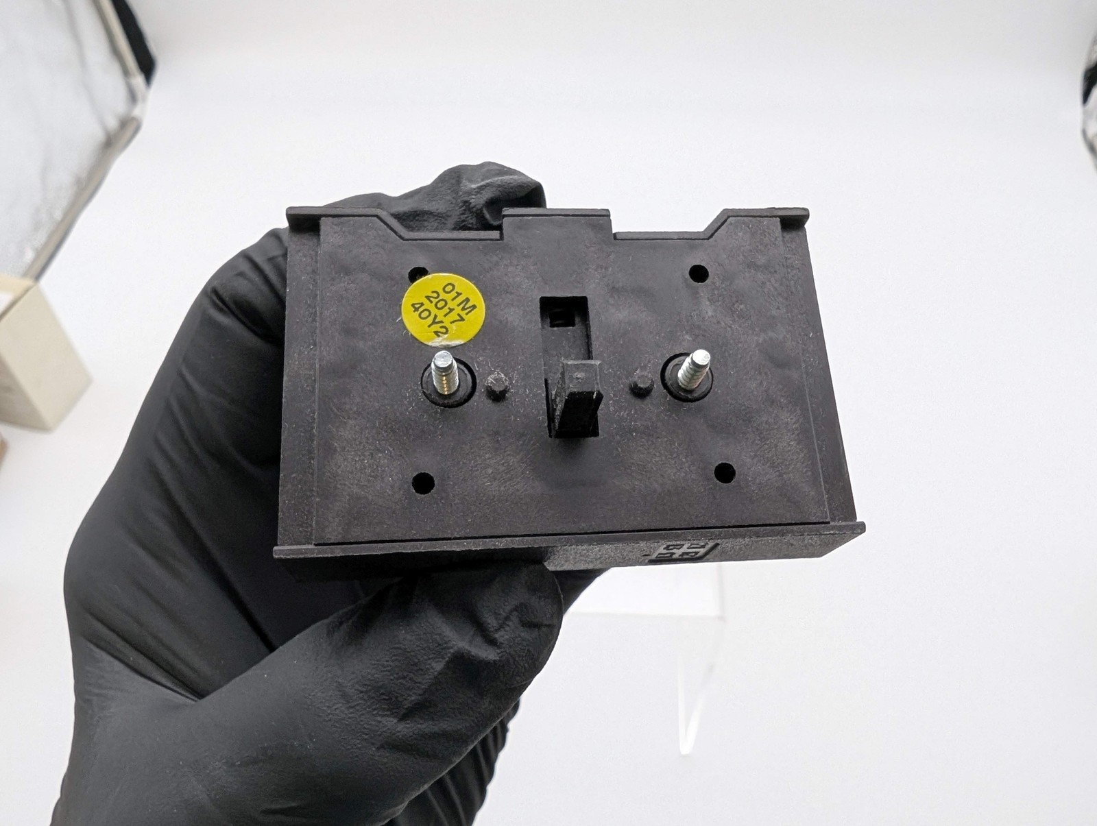 Eaton HI11-P1/P3Z Rotary Disconnect Terminal Cover 2 Pole Auxiliary Contact