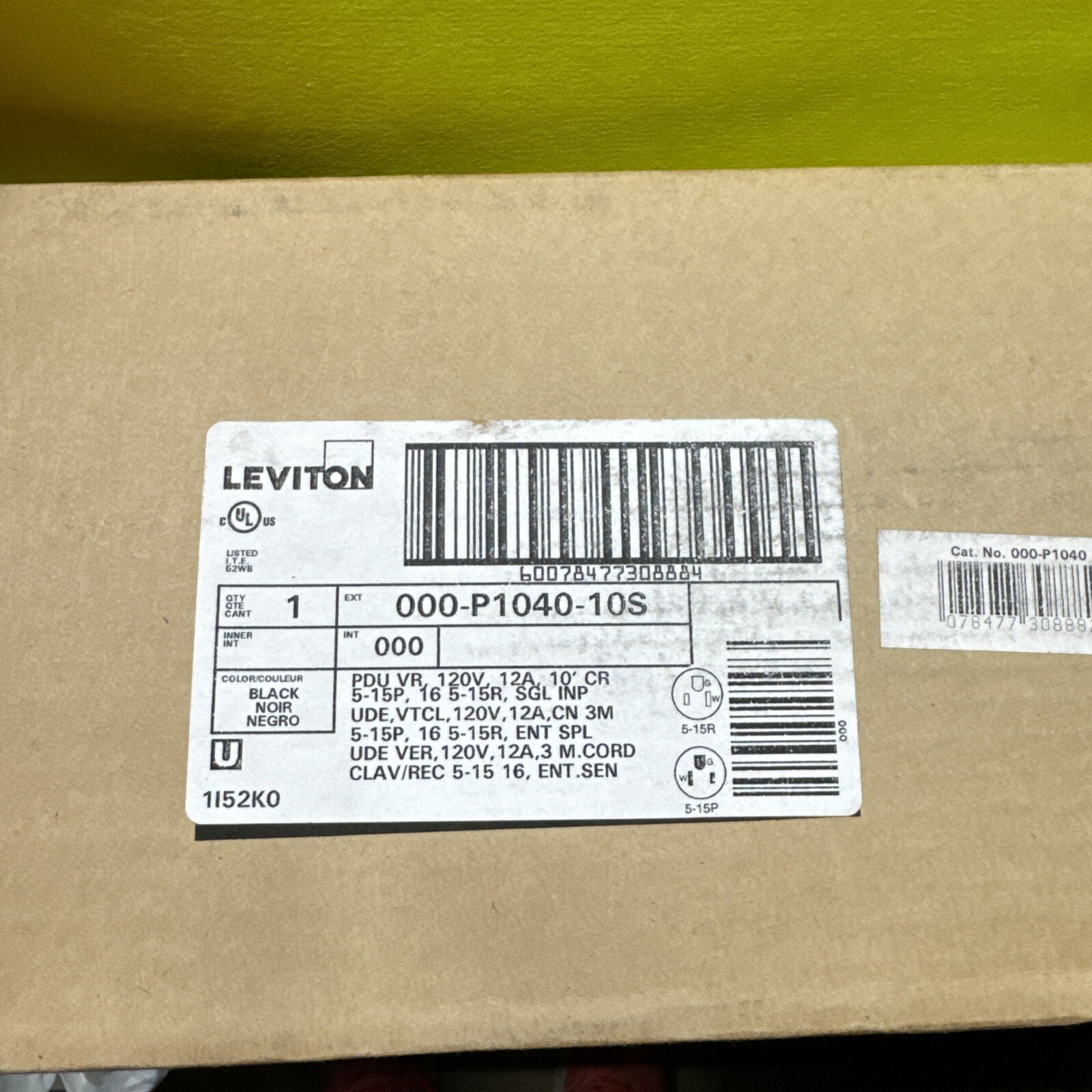 NEW Leviton 000-P1040-10S PDU Vertical Power Distribution Unit 120V 12A, 16 port