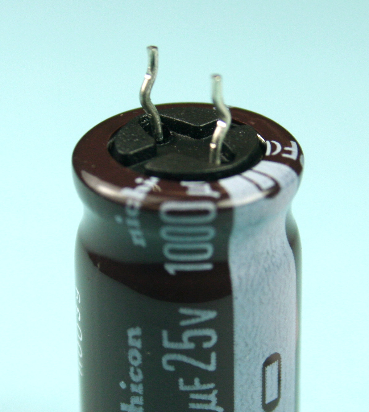 10pcs Nichicon PF 1000uF 25v 105C Radial Electrolytic Capacitor