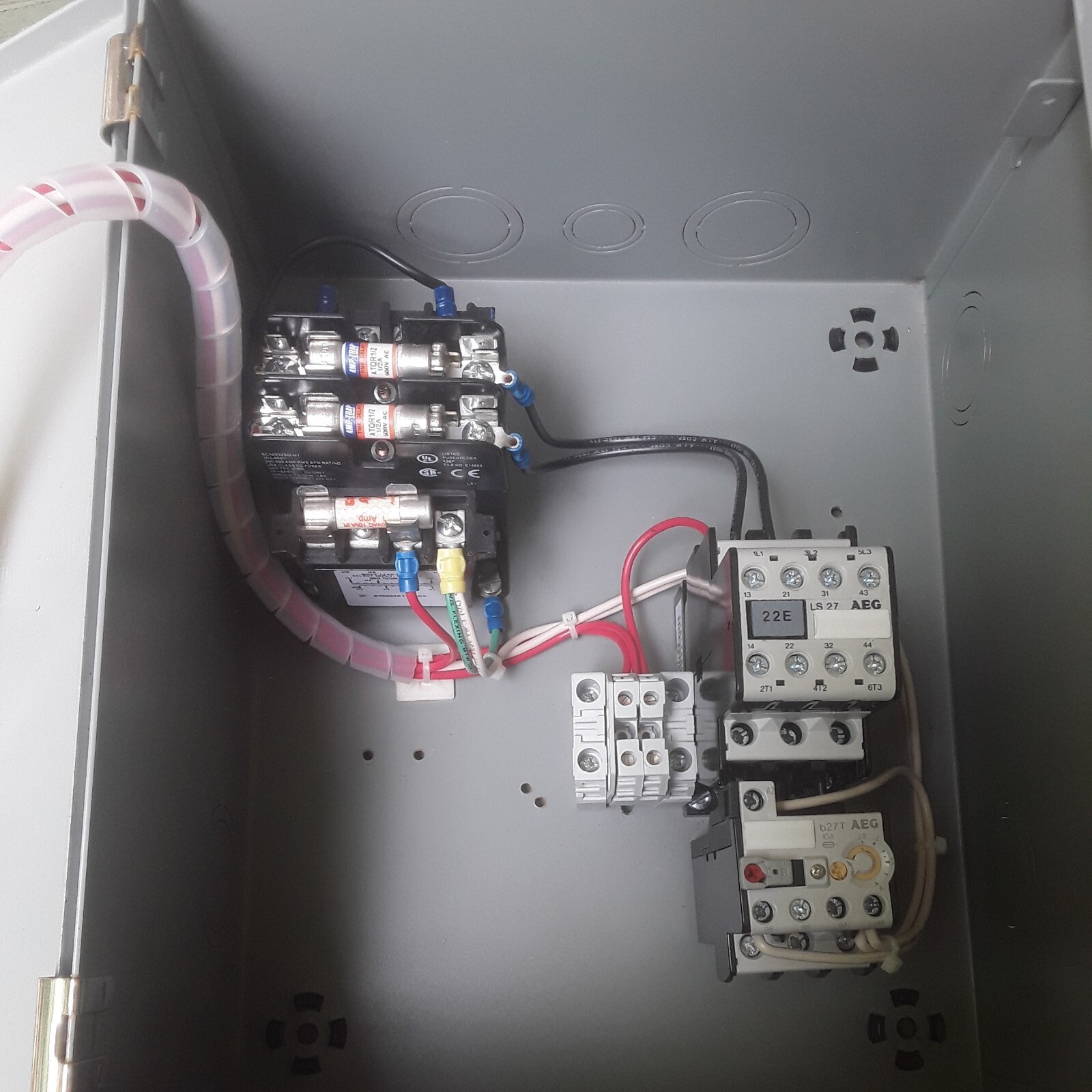 EEControl Panel XLS27 480V 3 PHASE 60HZ 120 CONTROL VOLTS NOS