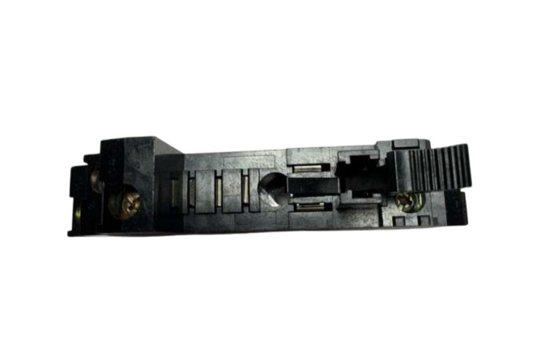 Allen-Bradley 700-HN121 Relay Socket Base Ser A, 10A, 250VAC, 1697W3