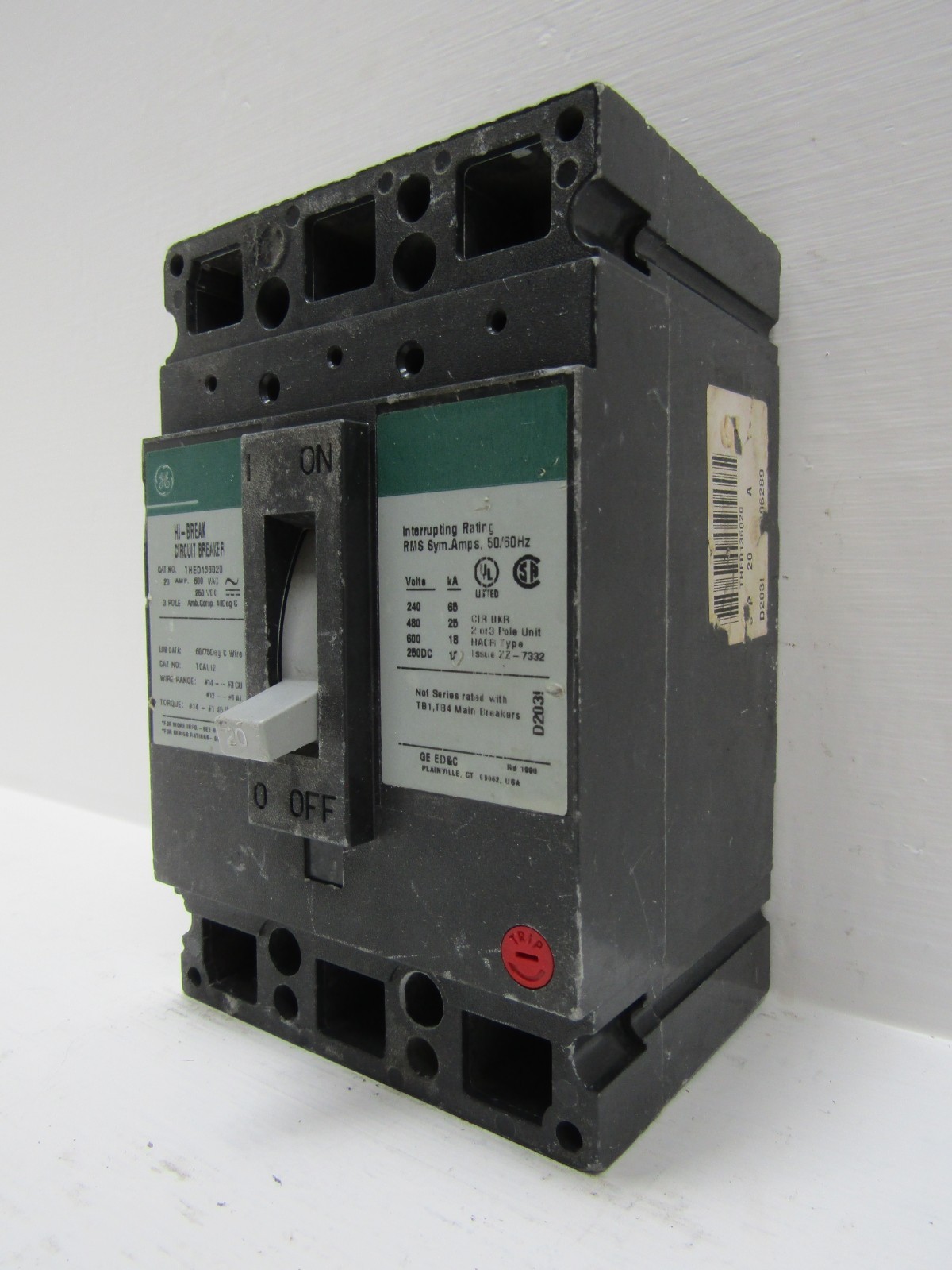 GE General Electric THED136020 20 Amp 600V 3-Pole Hi-Break Circuit Breaker 20A