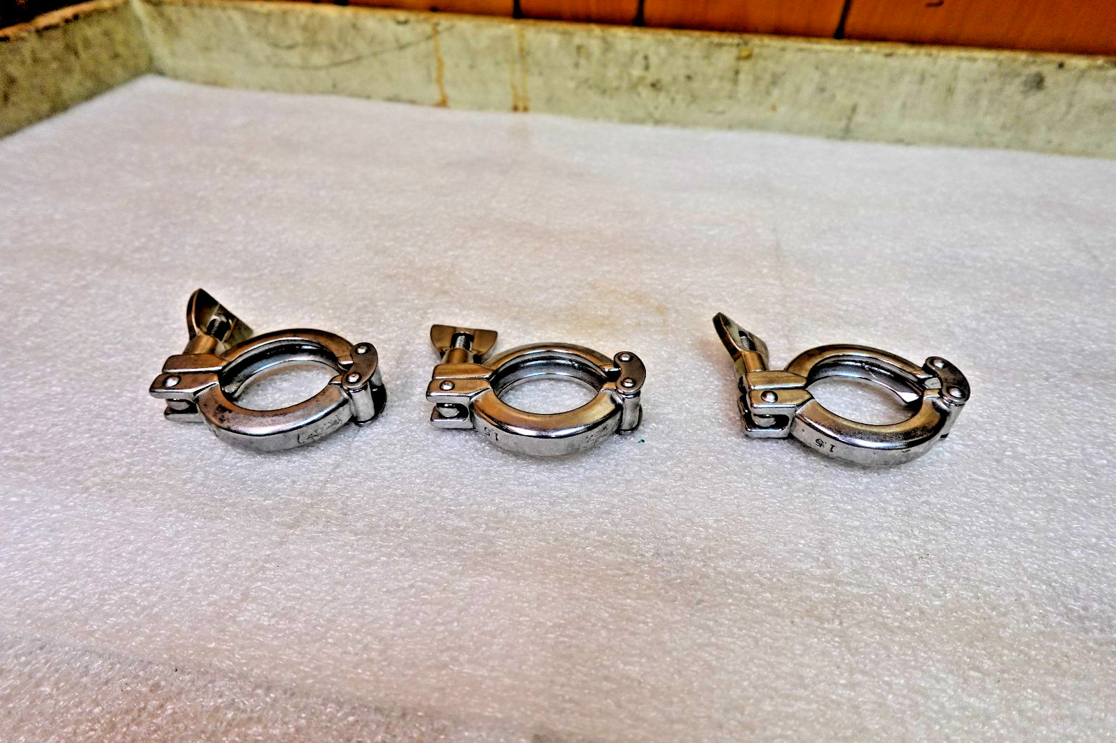 (3) No Name 1.5″ 1-1/2″ Stainless S/S Sanitary Tri-Clover Tri-Clamp Lot of 3