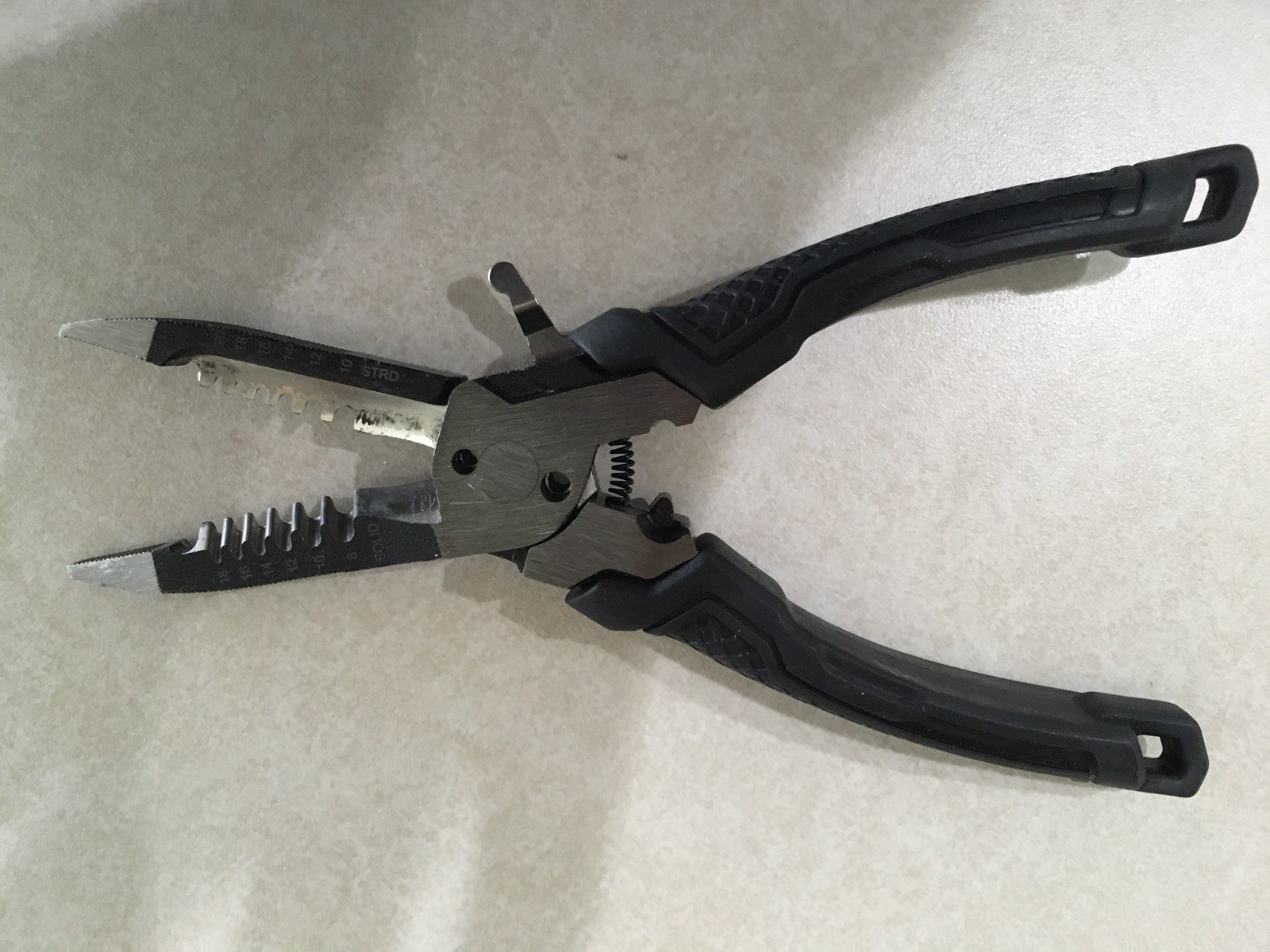 HURRICANE 6-in-1 Wire Stripper, Crimping Tool, Wire Cutter Stripping Tool, Multi
