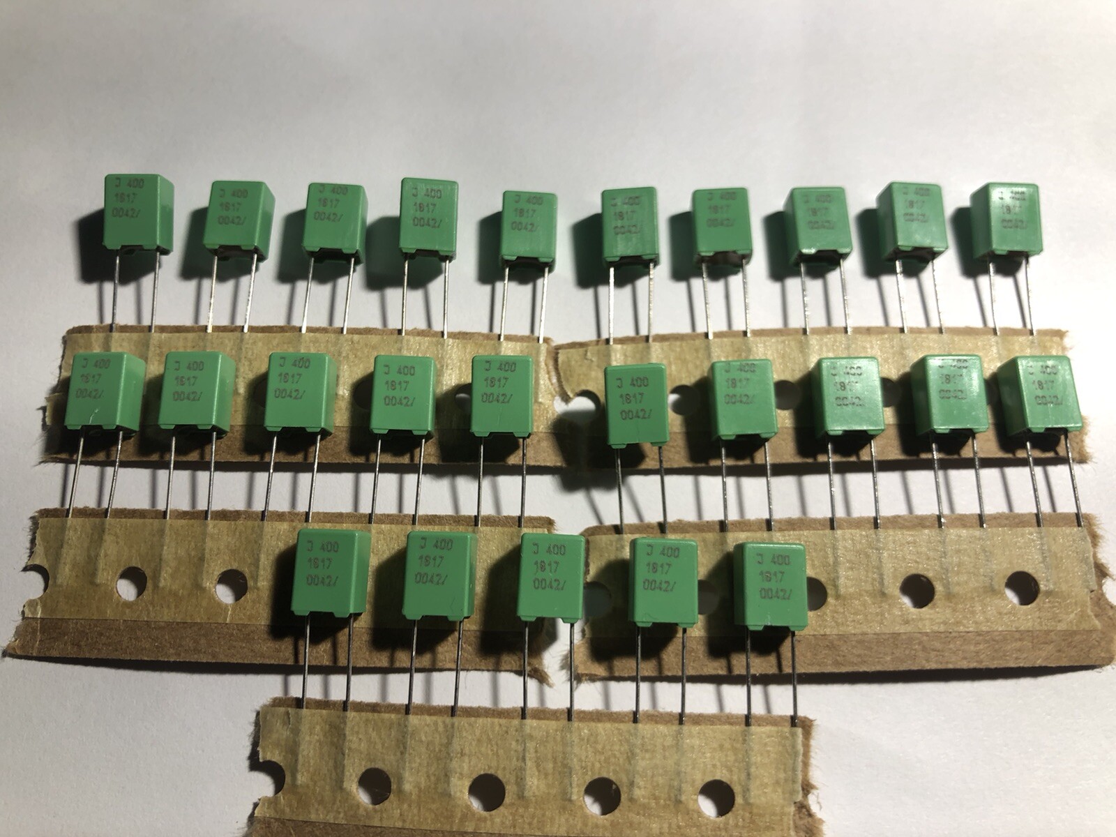 (25) Vishay 0.015uF 400V 5% J 400 Metallized Poly Film Capacitors .015 15nF