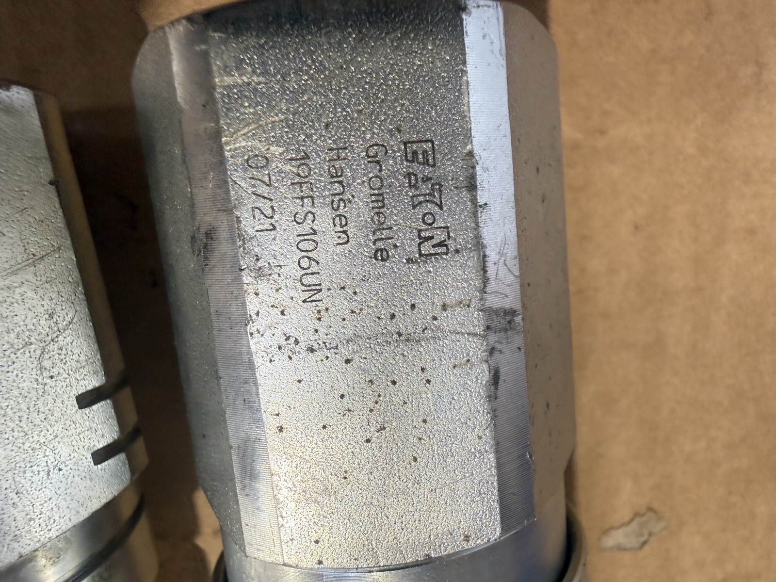 Eaton 19FFS106UN 19FFP106UN Hydraulic Quick Connect Coupling Male And Female Set