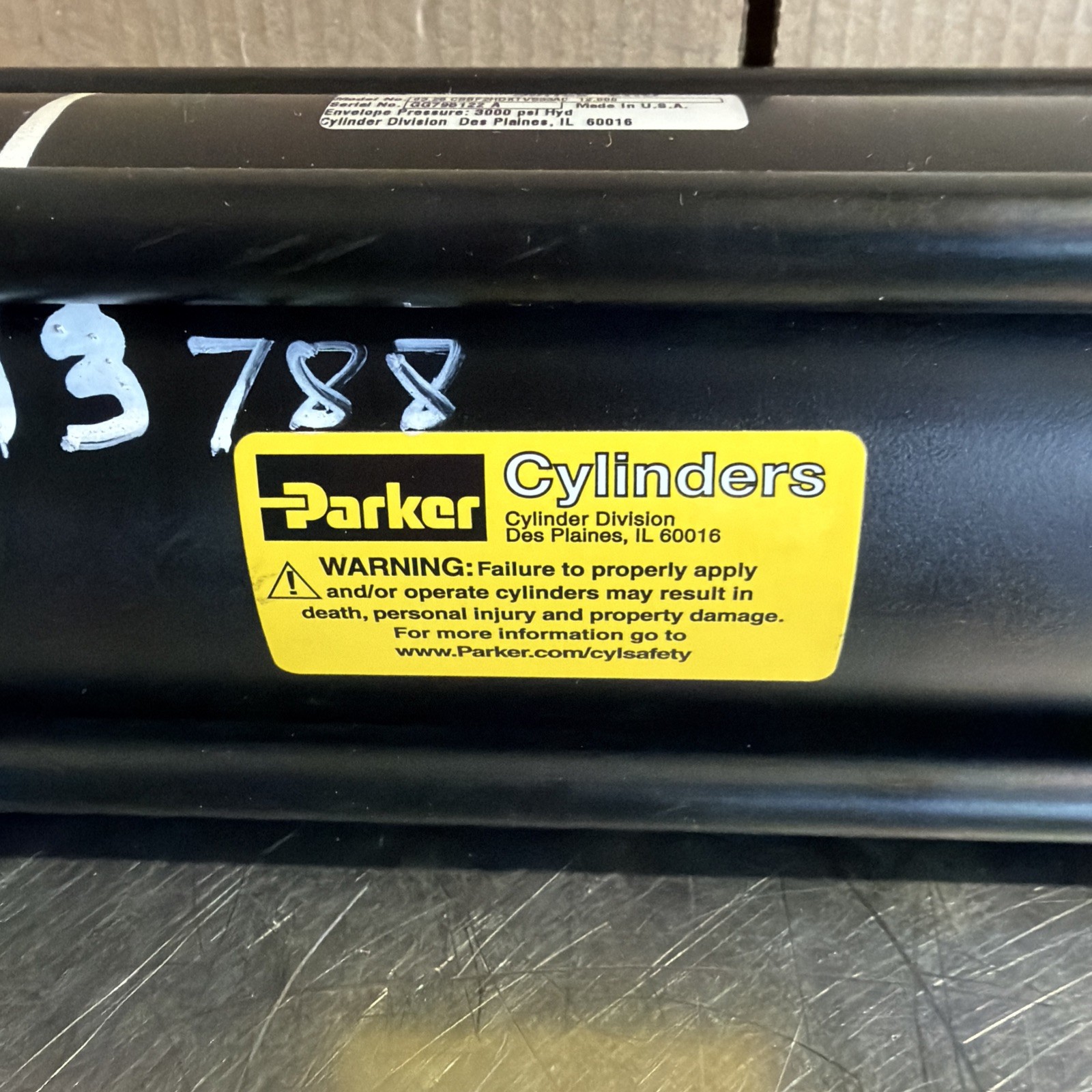 Parker 03.25 CBBF2HDKTVS33AC 12.000 2hd Hydraulic Cylinder 3-1/4in 3000psi 12in