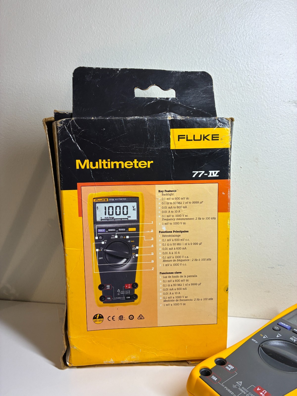 BRAND NEW Fluke 77-IV ACIDC Digital Multimeter 1000V, Auto/Manual ranging.