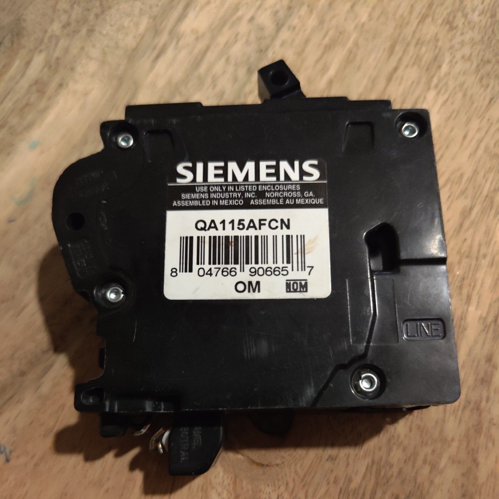Siemens QA115AFCN Circuit Breaker AFCI 15A 1-Pole 120/240V