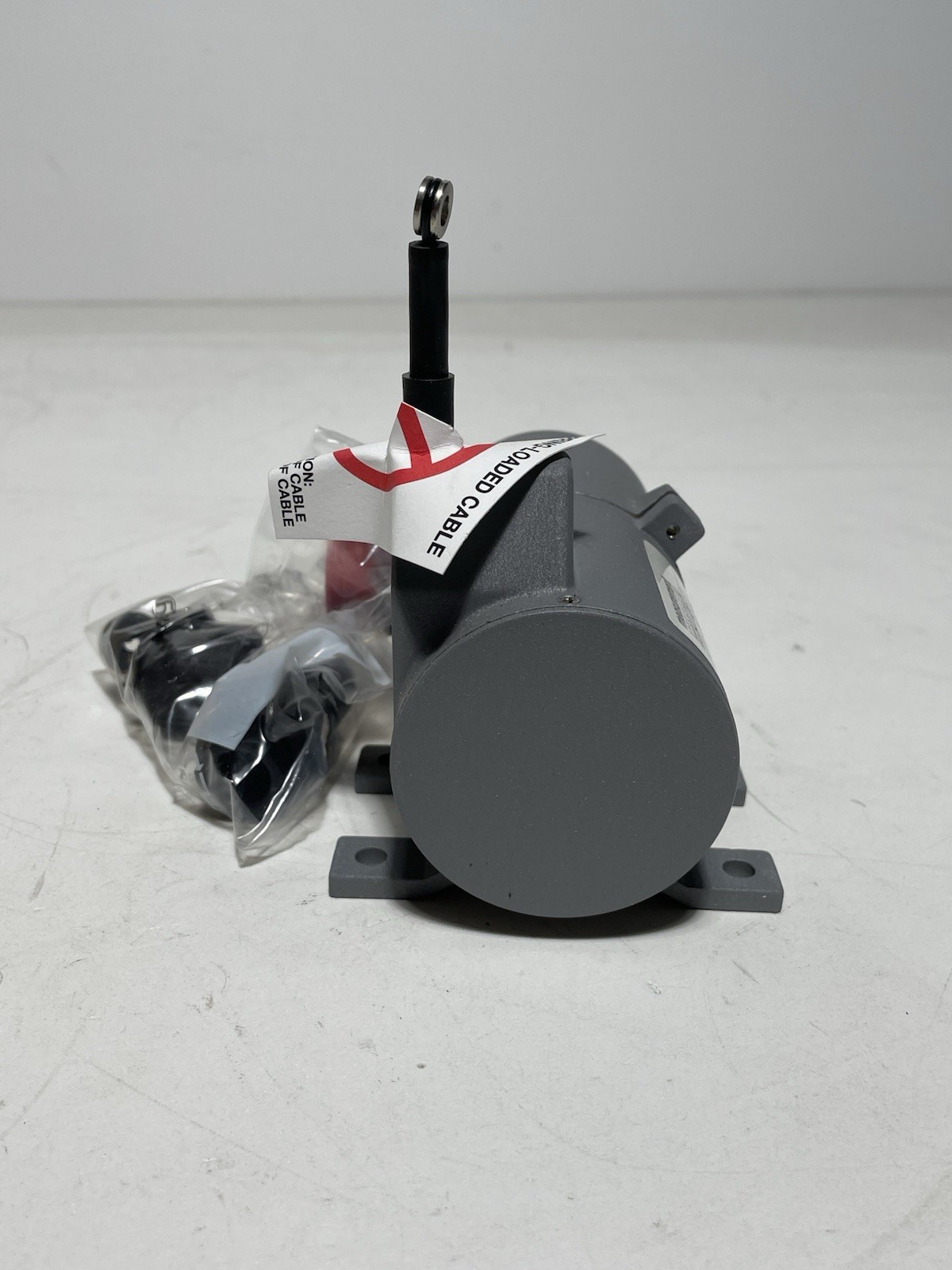 Measurement Specialties PT8420-0030-131-1310 Position Transducer