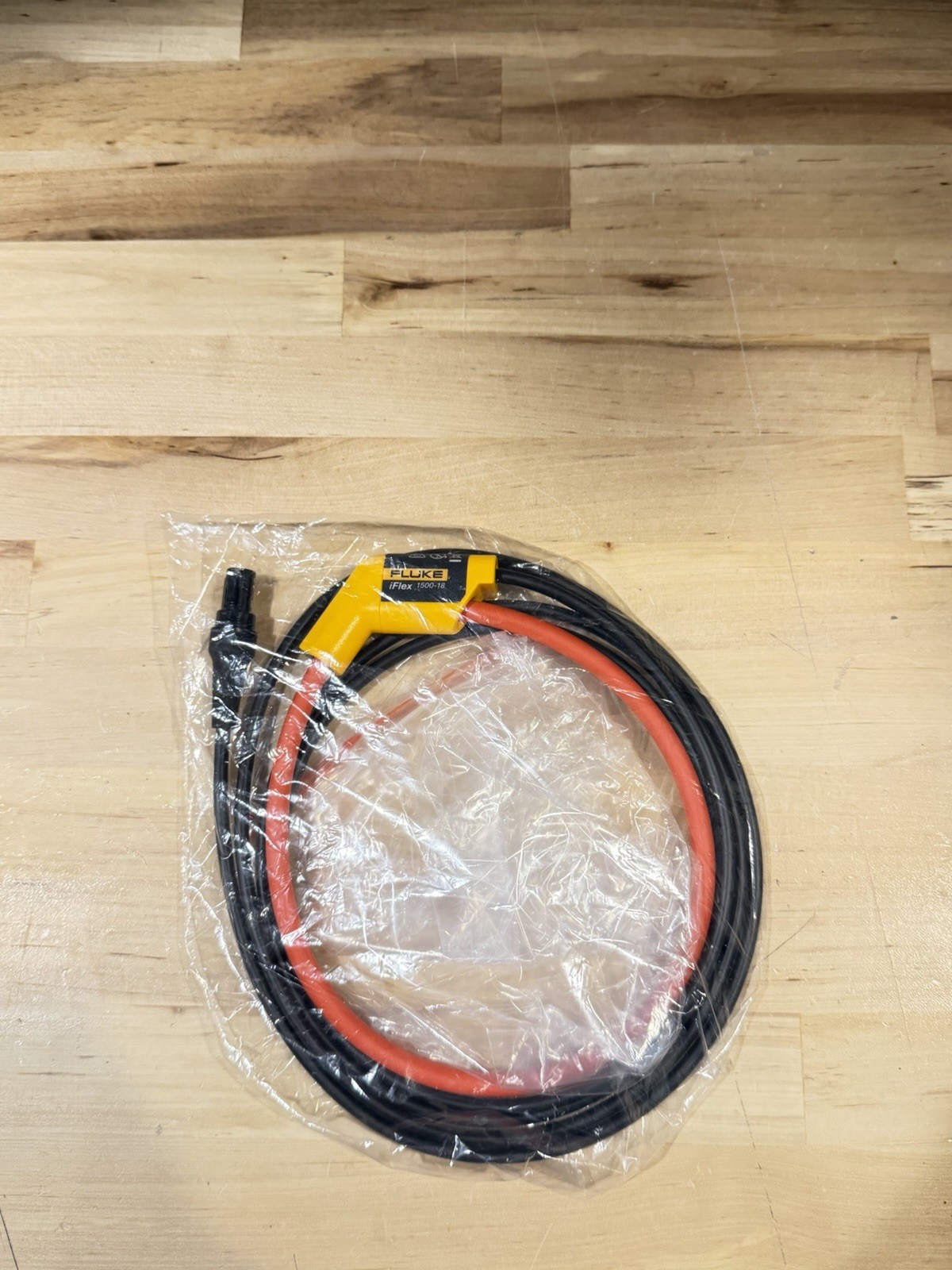 FLUKE iFLEX 1500-18 FLEXIBLE CURRENT CLAMP 1500A CAT III 1000V
