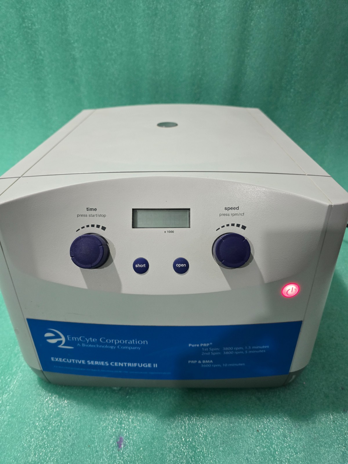 EmCyte PRP Laboratory Centrifuge Executive Series II 240V