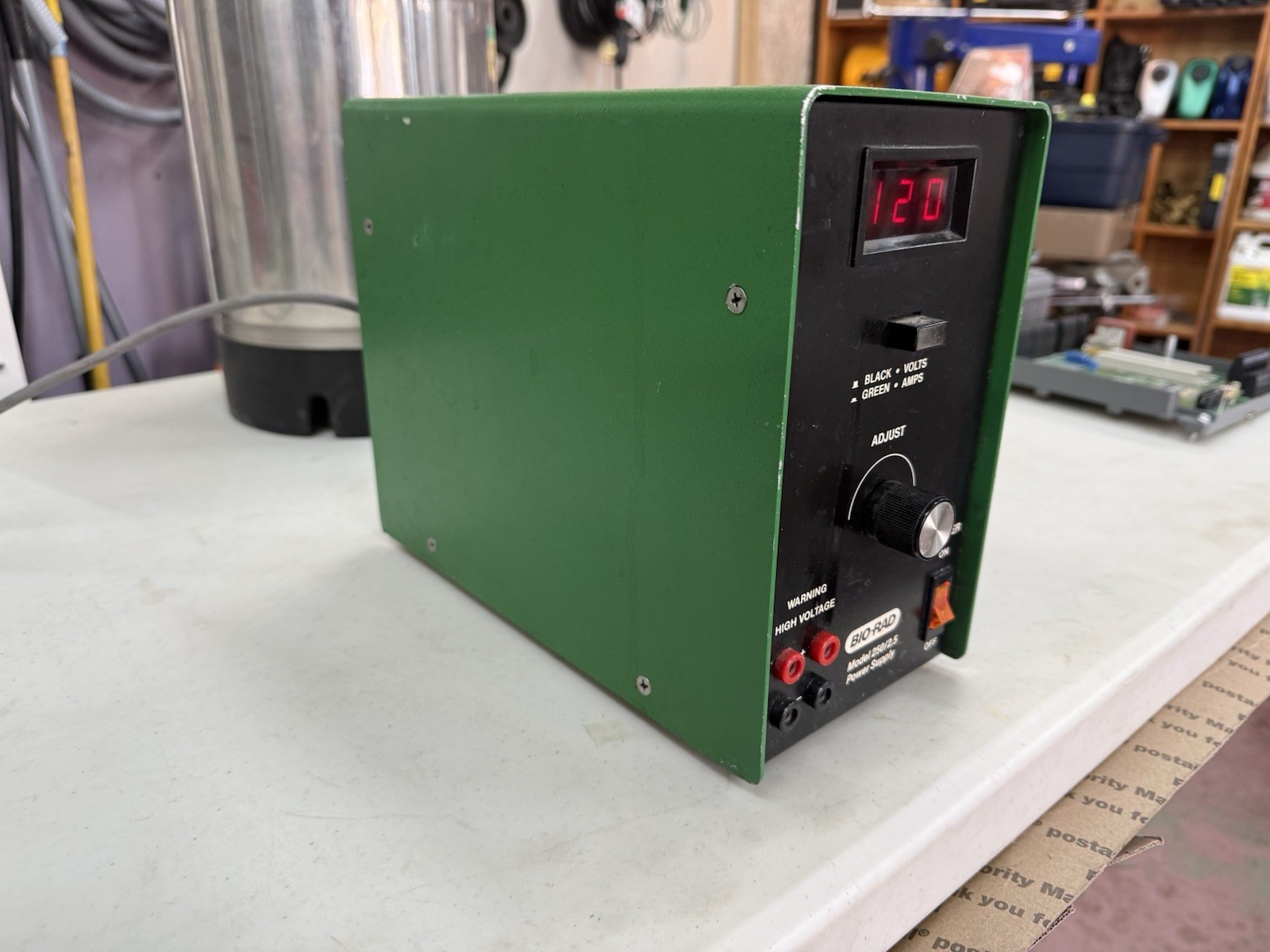 BIO-RAD MODEL 250/2.5 POWER SUPPLY, Functional, Decent Condition