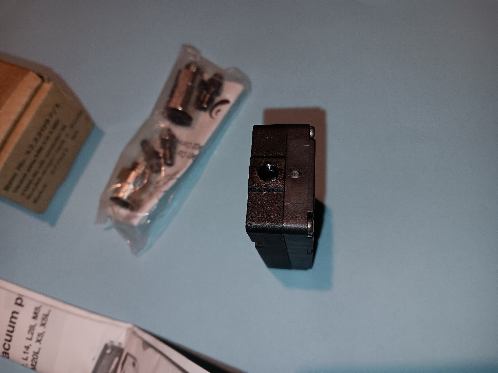 NEW GENUINE PIAB X10A6-AN MINI VACUUM PUMP WITH CONNECTION KIT