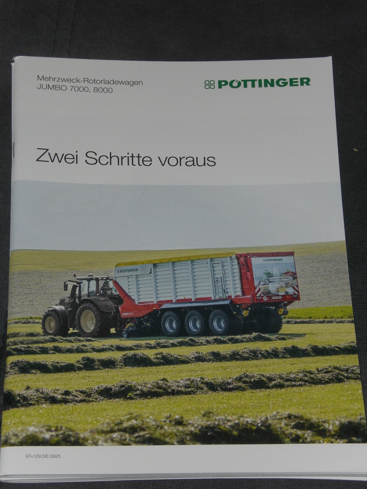 Pöttinger Jumbo 7000, 8000 multi-purpose rotor loader brochure 01/2026 (26260)