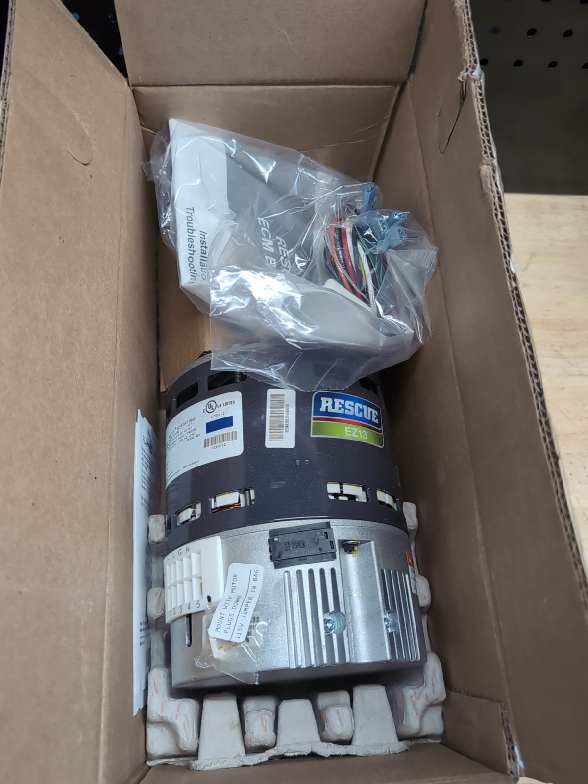US Motors 5652 Rescue EZ13 ECM Motor 1HP 1075 RPM 115/208-230V Nidec