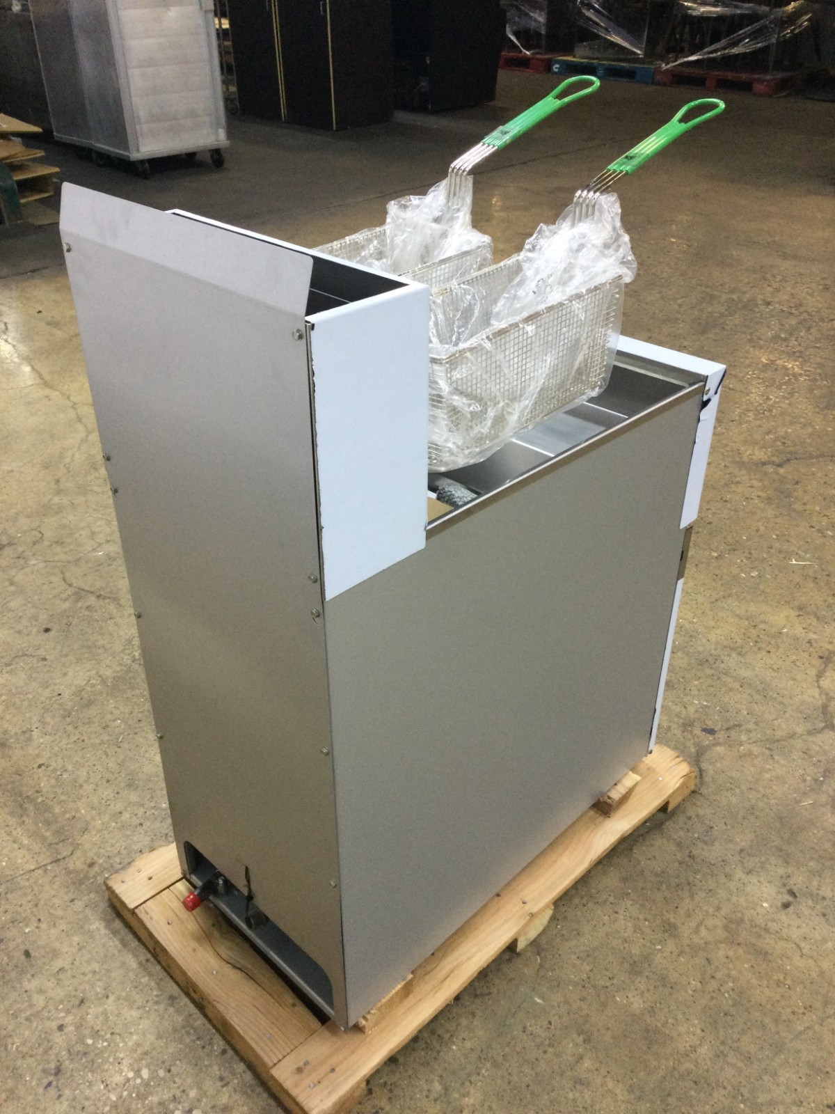 Dean Frymaster SR152GN Gas 50lbs Deep Fryer