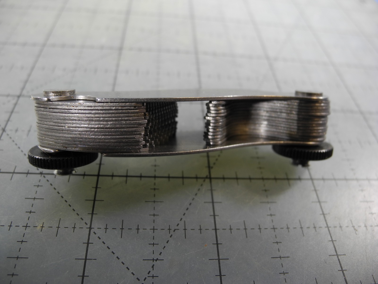 PEC 5625 .25 – 2.5mm Pitches Range, 60Deg Angle Screw Pitch Gage (Free Shipping)