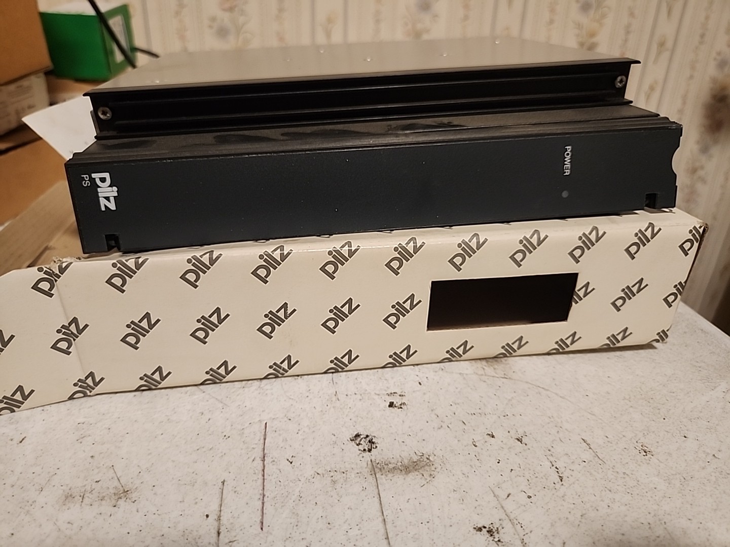 Pilz P10 PS NETZEIL FUER BEM+BM V 304050 Power Supply Module 115/230VAC 175.0W