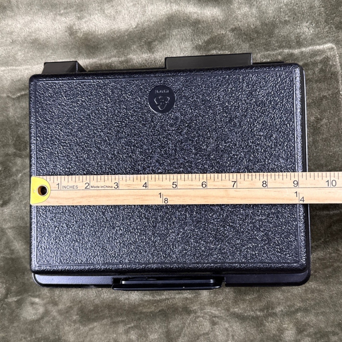 InterMed 1000 Interferential Stimulator Portable Kit with Case and Accessories