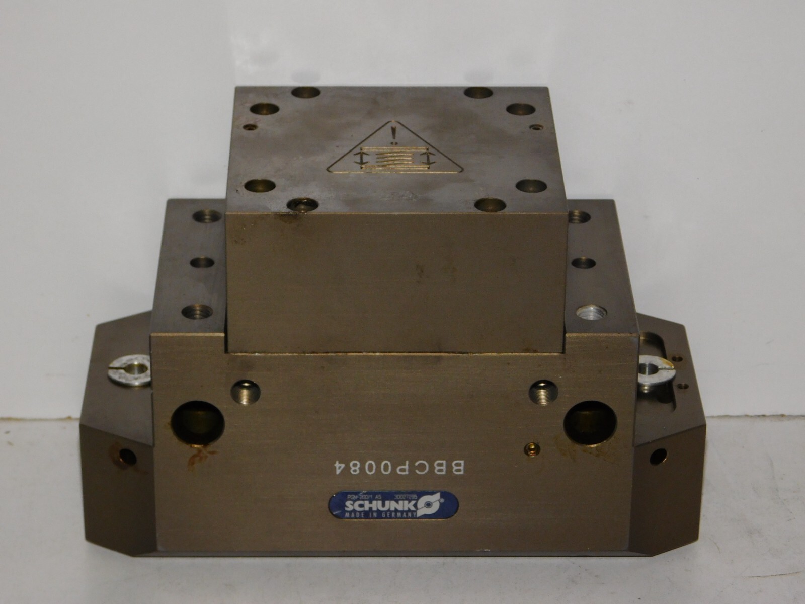 Schunk PGN-200/1 AS 30027295 Pneumatic 2 Finger Parallel Universal Gripper Unit