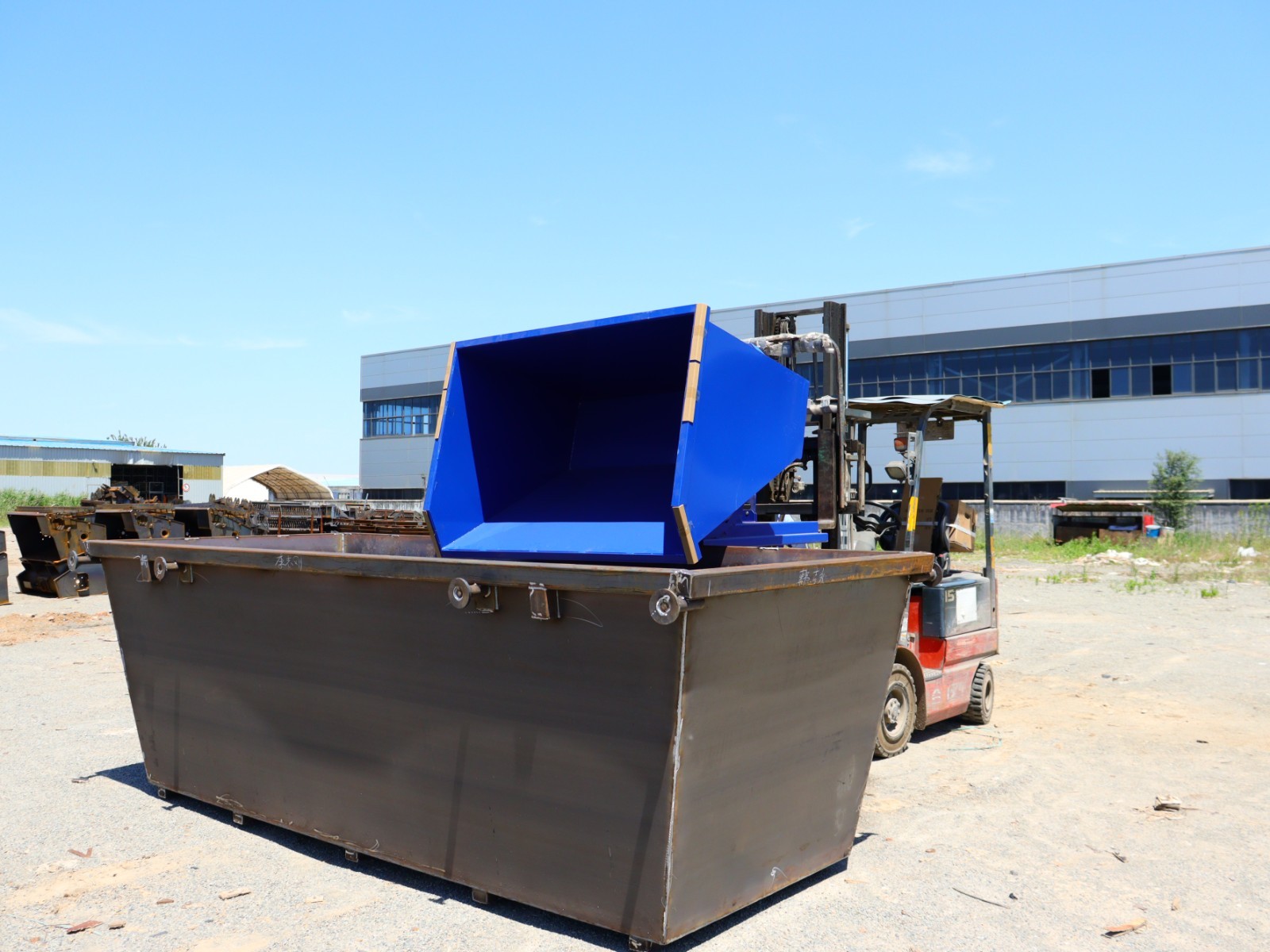 1.5 CY Self Dumping Trash Hopper Dumpster for Forklift/Skid Steer | 6000LB Load