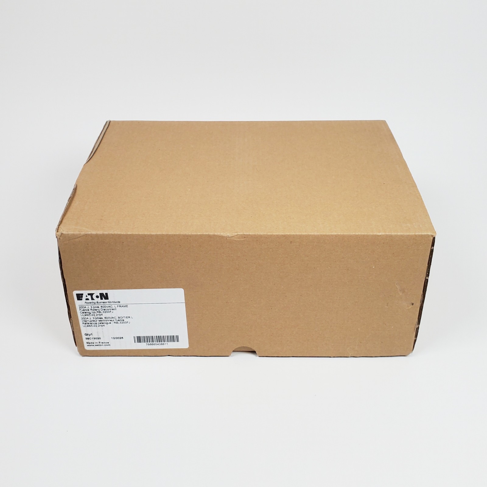 EATON R9L3200FJ Fusible Rotary Disconnect 200A, 3 Pole, 600VAC, L Frame, New!