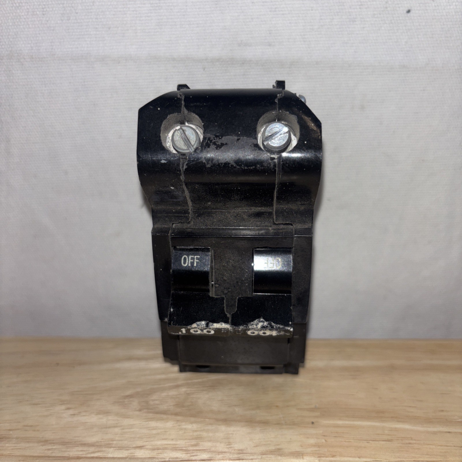 Federal Pacific FPE NA2100 | 2 Pole | 100 Amp | 240v | Circuit Breaker