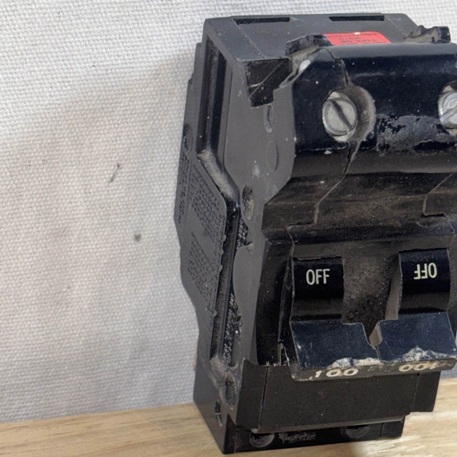 Federal Pacific FPE NA2100 | 2 Pole | 100 Amp | 240v | Circuit Breaker
