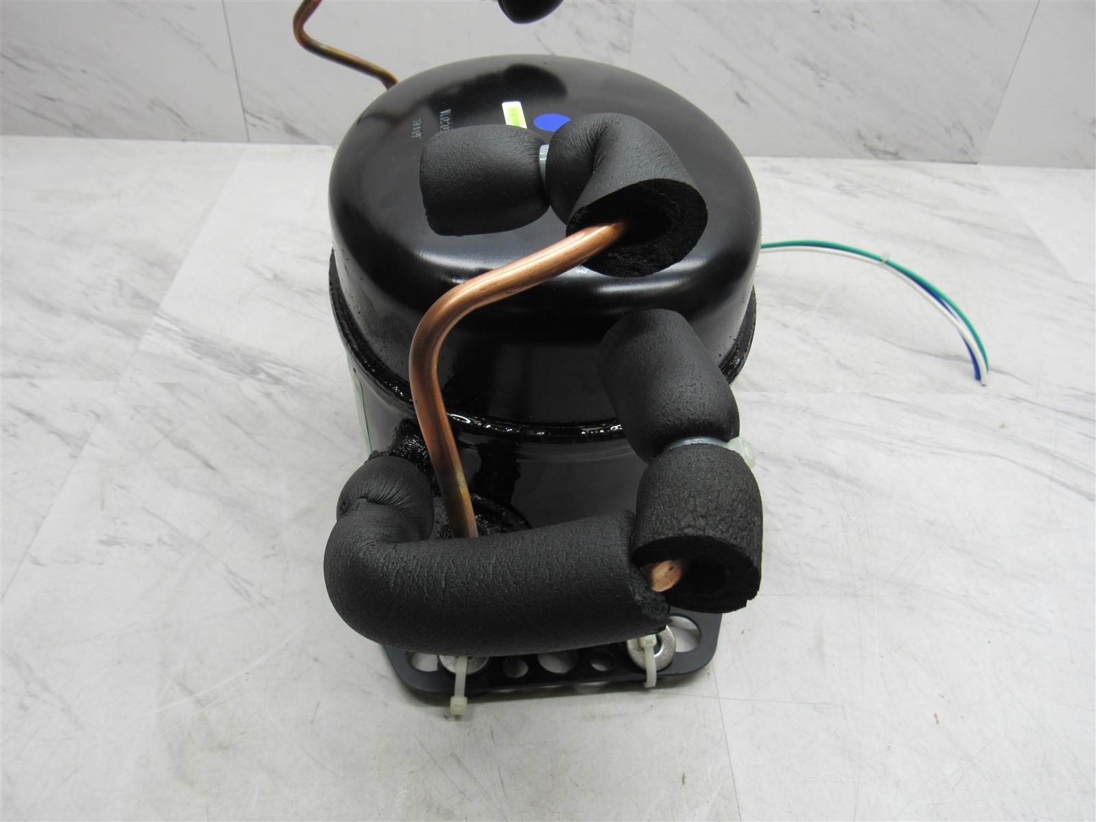 Danfoss Secop FF8.5GX Compressor DC Refrigeration Cooling System 5880 Hoshizaki