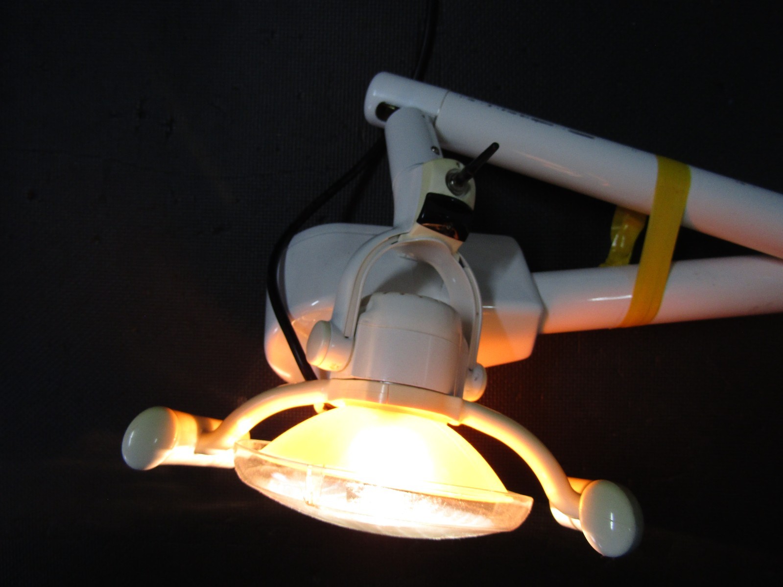 Lucent Dental Operatory Light 115V 60 Hz 61W